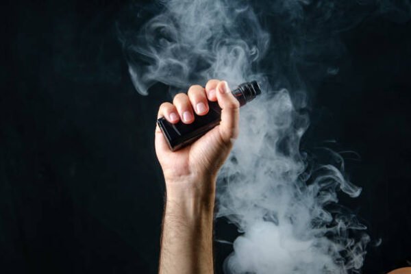 Top E-Cigarette Brands Featuring Geek Bar – Ultimate Vape Guide